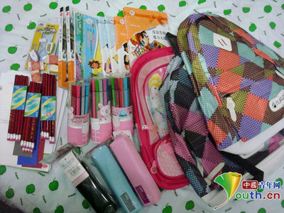 中國農(nóng)大支教團傳亮愛心 資助貧困生辦公用品，點亮求學(xué)之路